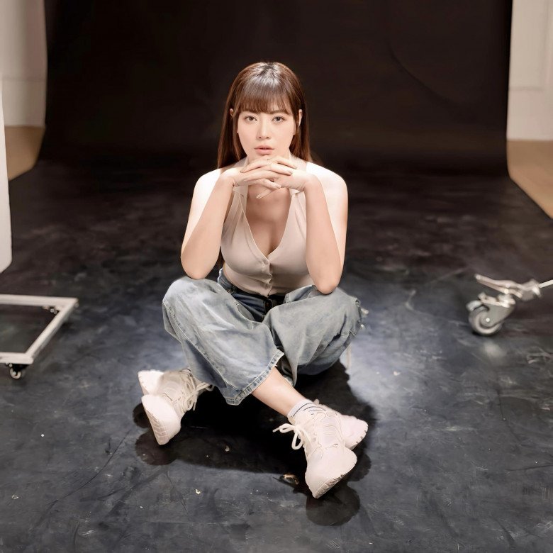 Sao Việt 24h: Minh Hằng khoe cận mặt con trai 11 tháng tuổi quá giống mẹ, hạnh phúc vì hành động của quý tử - 7