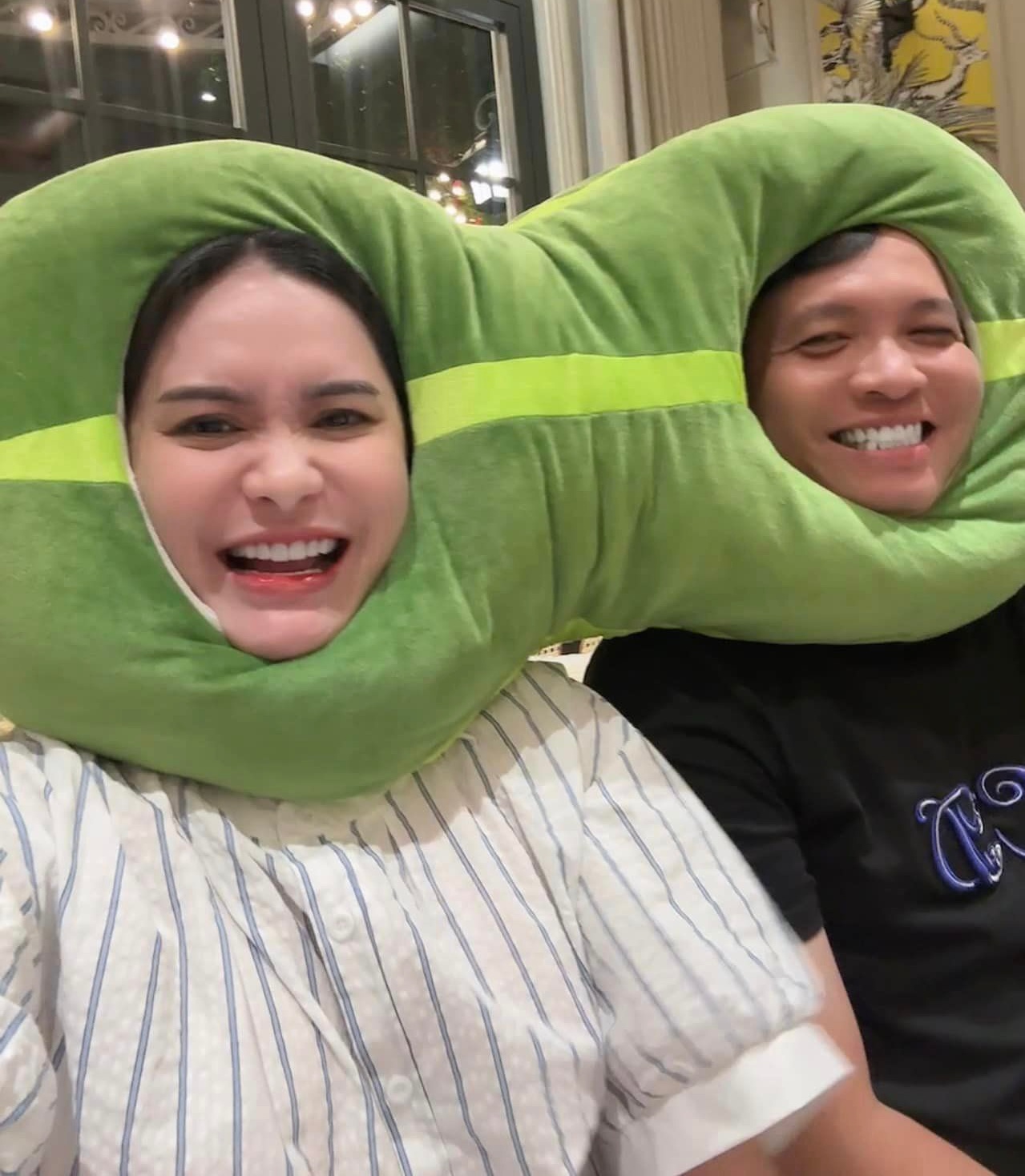 Ông xã Đoàn Di Băng luôn biết cách làm vợ vui vẻ khi mang thai.