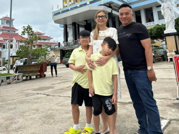 “Số hưởng” như Thanh Thảo: U50 sống trong biệt thự ở Mỹ, được chồng đi chợ nấu cơm cho ăn