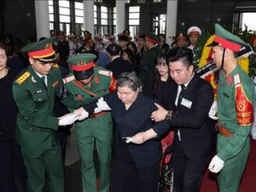 Cô giáo 92 tuổi của Tổng Bí thư nghẹn ngào tiễn biệt người học trò ưu tú