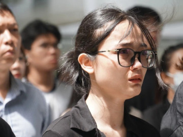 Người dân TP.HCM khóc nức nở tiễn biệt Tổng Bí thư: Bác đã rời xa thật rồi!