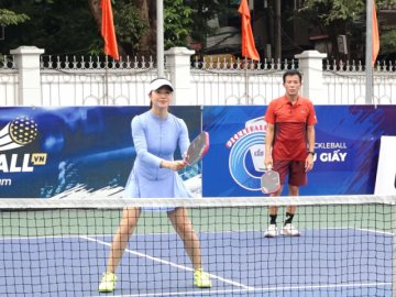 Pickleball - môn thể thao mới gây sốt ở Hà Nội