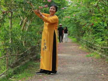 Nữ giáo viên hơn 8 năm sống khỏe dù mắc 3 bệnh ung thư cùng lúc nhờ làm 1 việc, bác sĩ cũng khen tốt