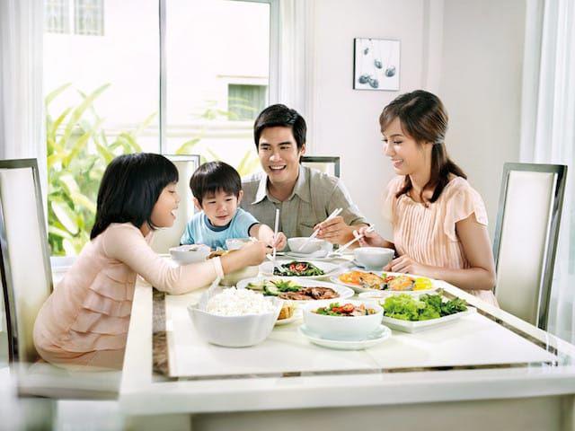 Bữa cơm sáng tự chuẩn bị sẽ là lý tưởng nhất cho cả gia đình, đặc biệt với trẻ nhỏ. Ảnh minh họa. 