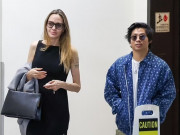 Giải trí - Pax Thiên có nguy cơ xuất huyết não, Angelina Jolie vội vào viện chăm con, khán giả tò mò thái độ của Brad Pitt