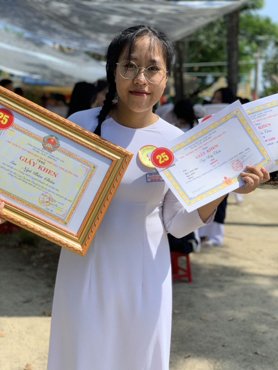 Bảo Châu nhiều năm liền là học sinh giỏi, đạt thành tích top đầu của lớp