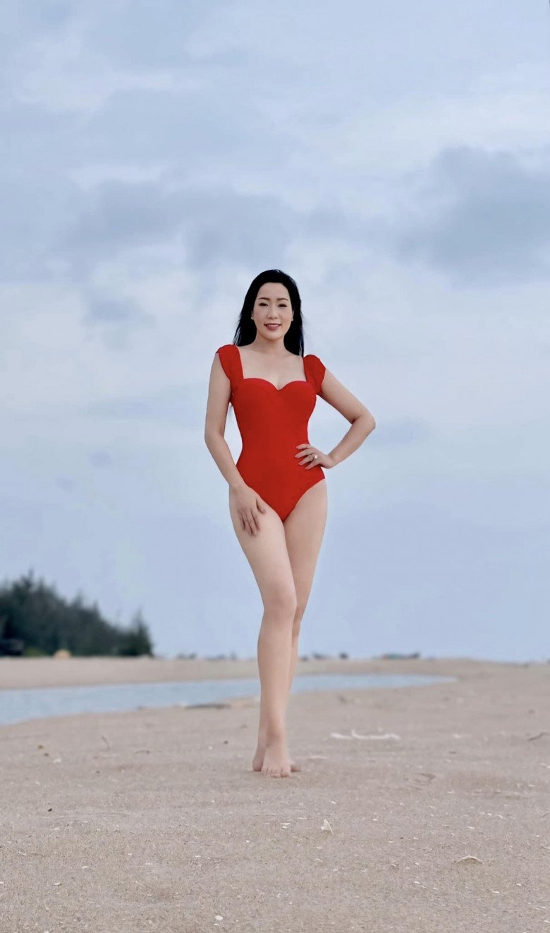2 á hậu tên kim chi của vbiz người vướng ồn ào là búp bê mới của shark bình người u60 như gái đôi mươi - 20