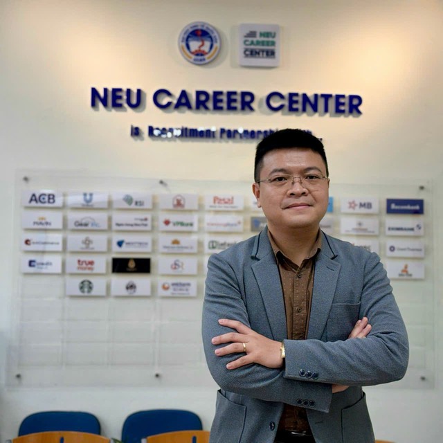 ThS.Nguyễn Phương Linh - Giám đốc Trung tâm Tư vấn hướng nghiệp và việc làm, Trường Đại học Kinh tế Quốc dân.