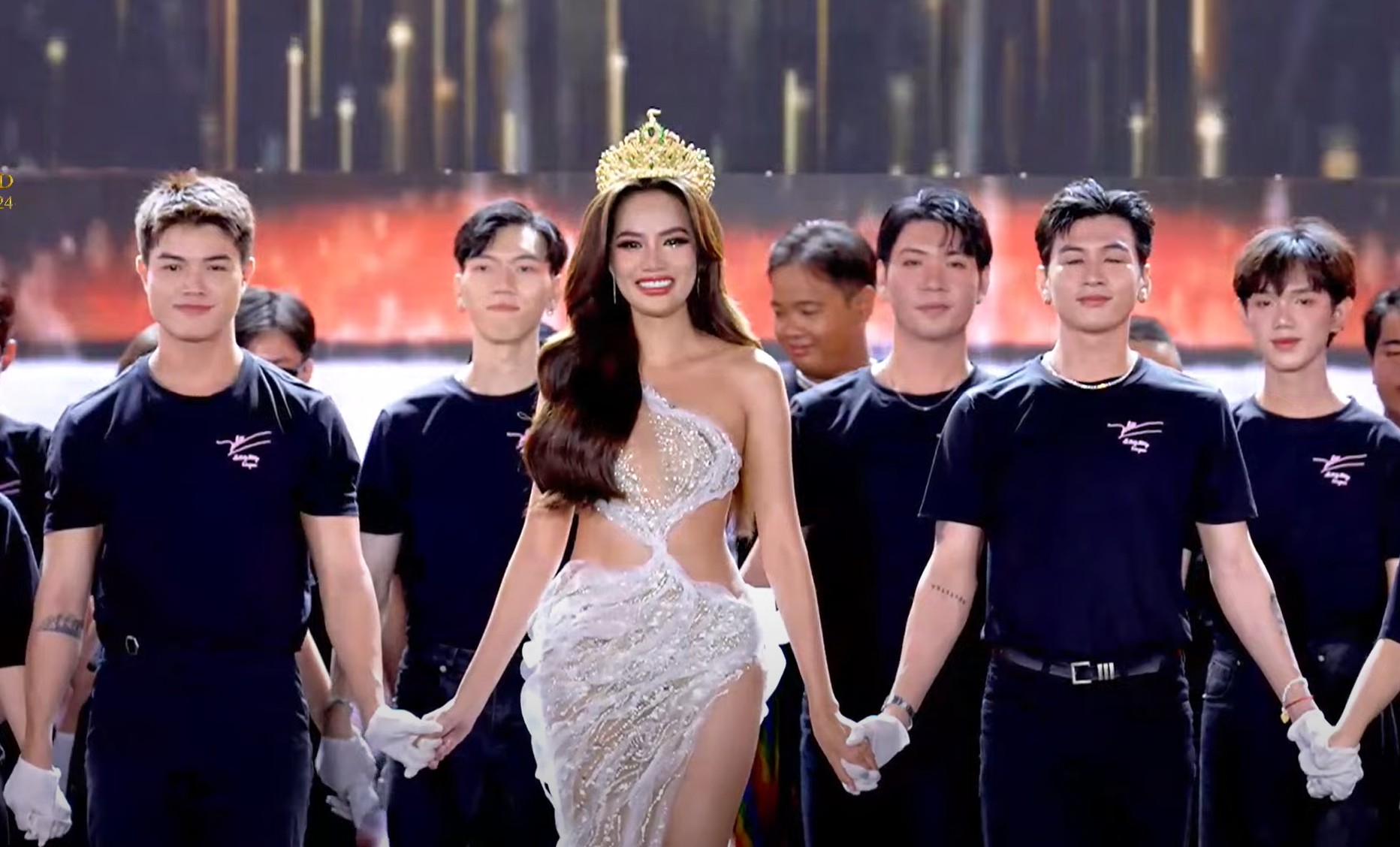 Chung kết Miss Grand Vietnam 2024: Tân Hoa hậu và 4 Á hậu chính thức lộ diện - 19