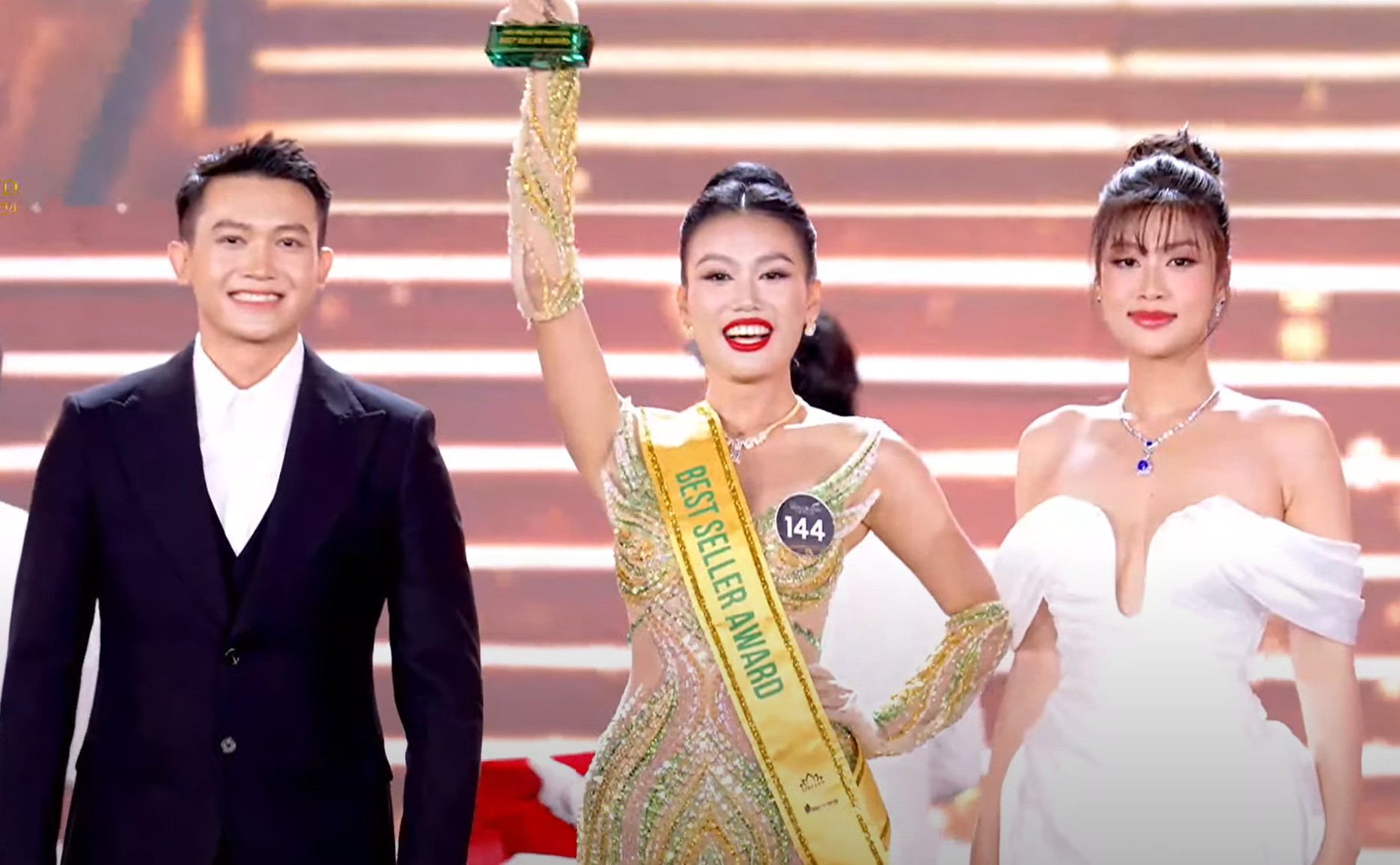 Chung kết Miss Grand Vietnam 2024: Tân Hoa hậu và 4 Á hậu chính thức lộ diện - 36