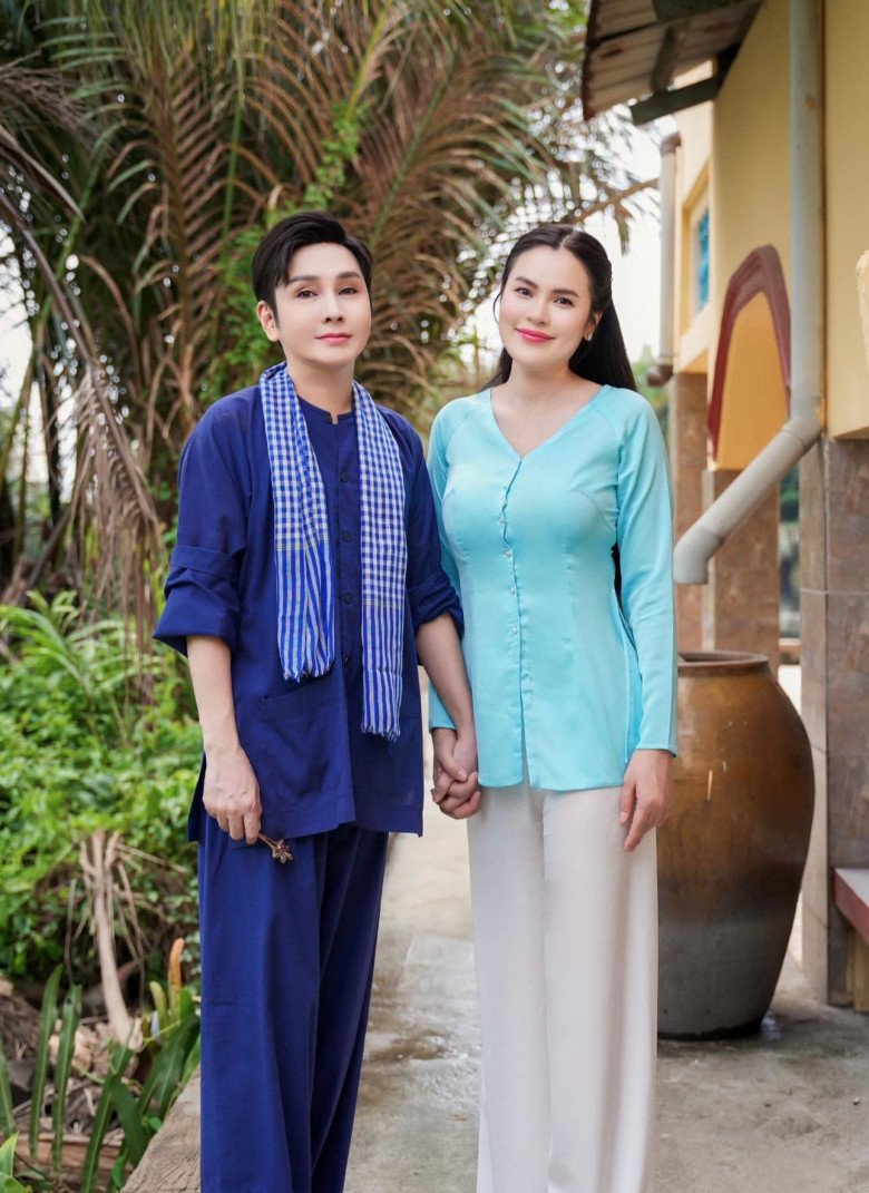 Hh phương lê khoe trọn không gian lễ đính hôn ngập hoa hồng với vũ luân đanh thép đáp trả khi bị nói làm lố - 12