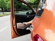 Tin tức - Từ 1/1/2025, quy định mới nhất về mở cửa xe an toàn, gây tai nạn có thể bị xử lý hình sự