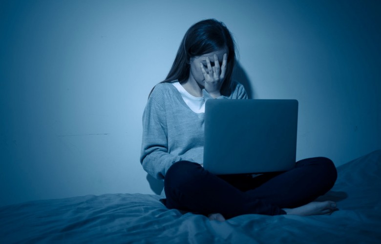 Trẻ bị xâm hại tình dục trên mạng cũng rất dễ bị sang chấn tâm lý. Ảnh minh họa. 