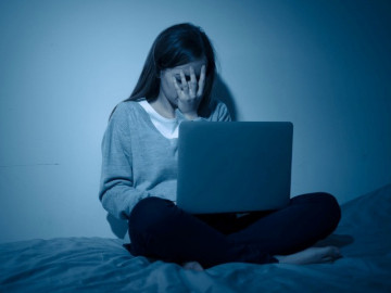 Làm quen với người nước ngoài để học ngoại ngữ, bé gái 12 tuổi bị sang chấn tâm lý khi nhận đường link qua mạng