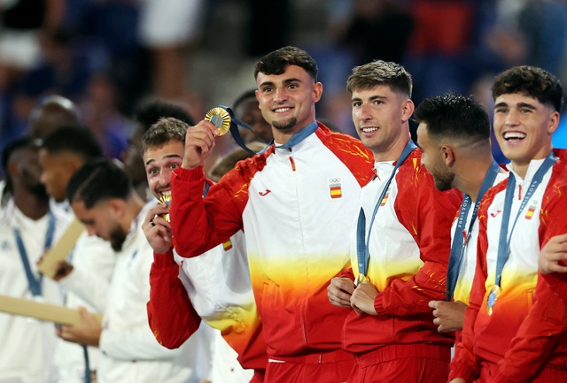 Sau 120 phút kịch tính, Tây Ban Nha đoạt HCV bóng đá nam Olympic 2024 - 12