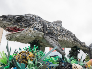 Triển lãm tác phẩm nghệ thuật từ rác thải nhựa đại dương