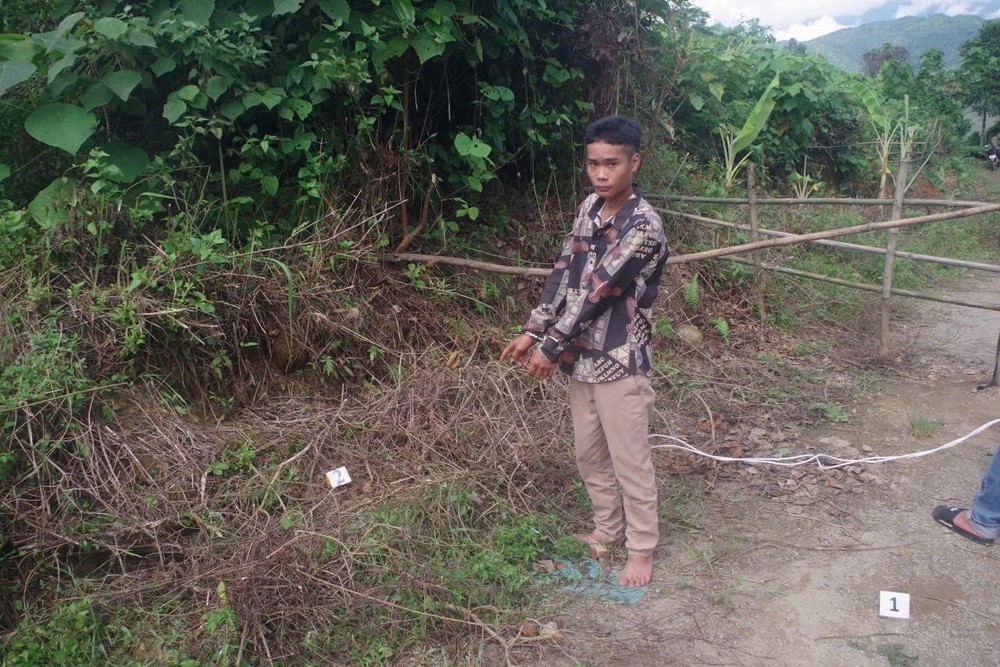 Cường tại hiện trường vụ án. Ảnh CA