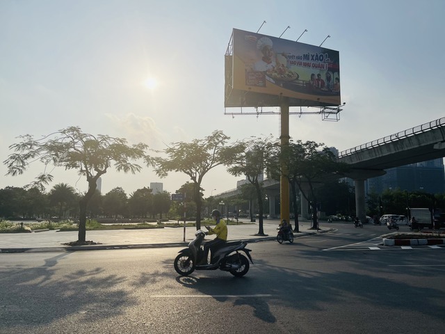 Theo dự báo thời tiết, trưa chiều miền Bắc hết mưa trời hửng nắng.