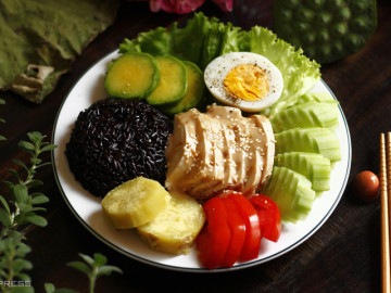 Ăn uống thế nào giúp dễ sinh con