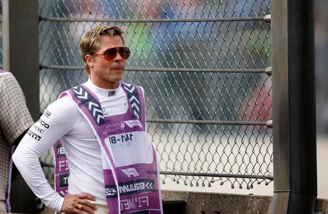 Tòa án thông báo shiloh chính thức bỏ họ brad pitt - 2