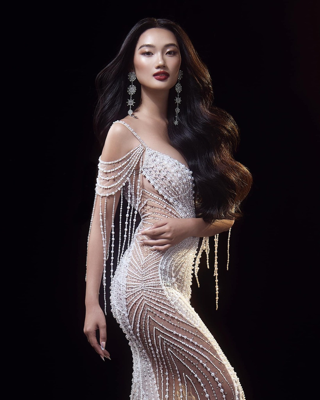 Người đẹp có gia đình đều là bộ đội, công an dự thi Miss Universe Vietnam là ai? - 1