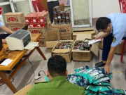 Clip Eva - Tạm giữ gần 500 sản phẩm thực phẩm "hot" của Hàn Quốc là hàng nhập lậu