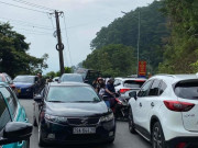Tin tức - Nghìn người đi Tam Đảo nghỉ lễ, đường lên núi tắc suốt 3 tiếng