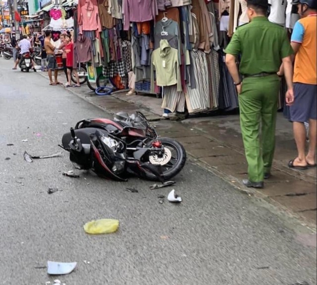 Ô tô amp;#34;điênamp;#34; tông hàng loạt xe máy ở Đồng Nai - 2