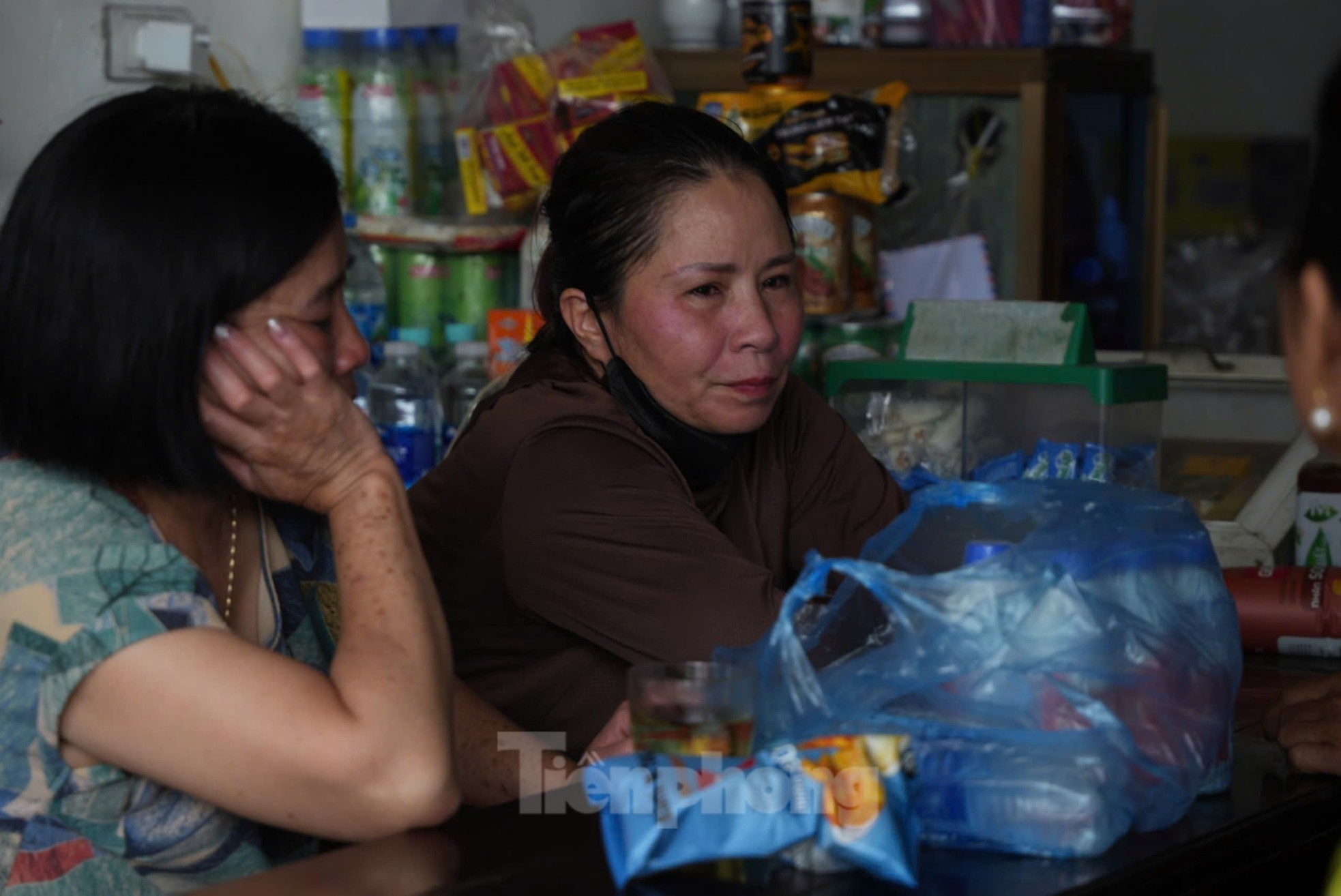 Cô gái 19 tuổi mất tích trong vụ sập cầu Phong Châu, người thân ngã quỵ - 8