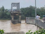 Clip Eva - CLIP: Cận cảnh hiện trường sập cầu Phong Châu tỉnh Phú Thọ