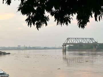 Phát hiện thi thể trên sông nghi là nạn nhân vụ sập cầu Phong Châu