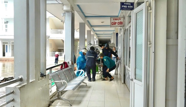 Ngành Y tế Yên Bái đã thực hiện tốt nhiệm vụ vừa phòng chống bão lũ, vừa cấp cứu khám chữa bệnh, chăm sóc sức khỏe nhân dân.