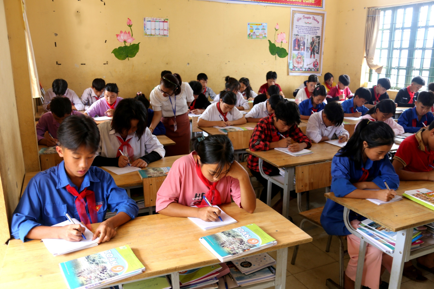 Trường PTDTBT THCS Sàng Ma Sáo đã ổn định trở lại việc học tập.