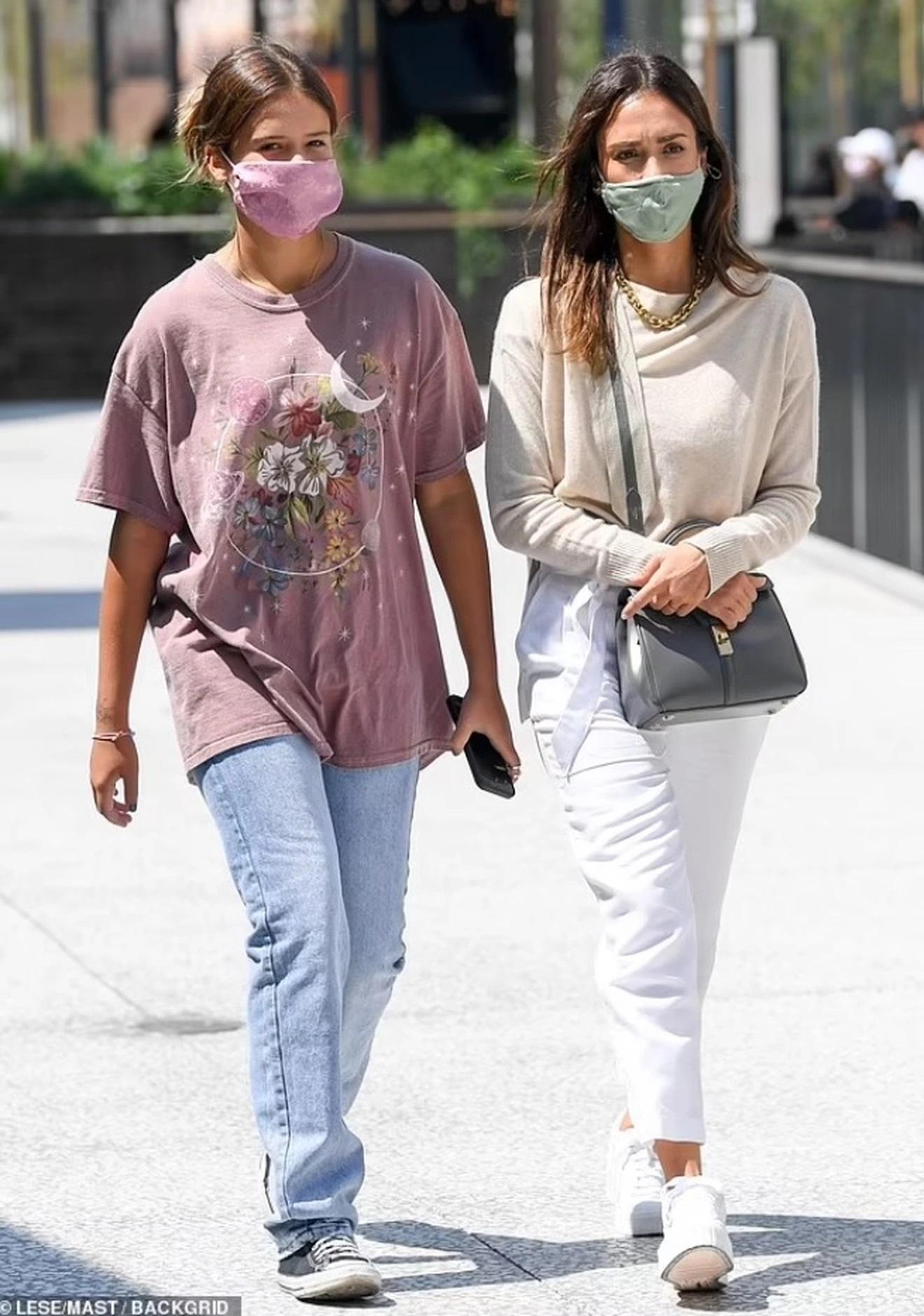 Mẹ con Jessica từng có nhiều mâu thuẫn đến mức cô phải đi trị liệu tâm lý để hòa hợp với con.