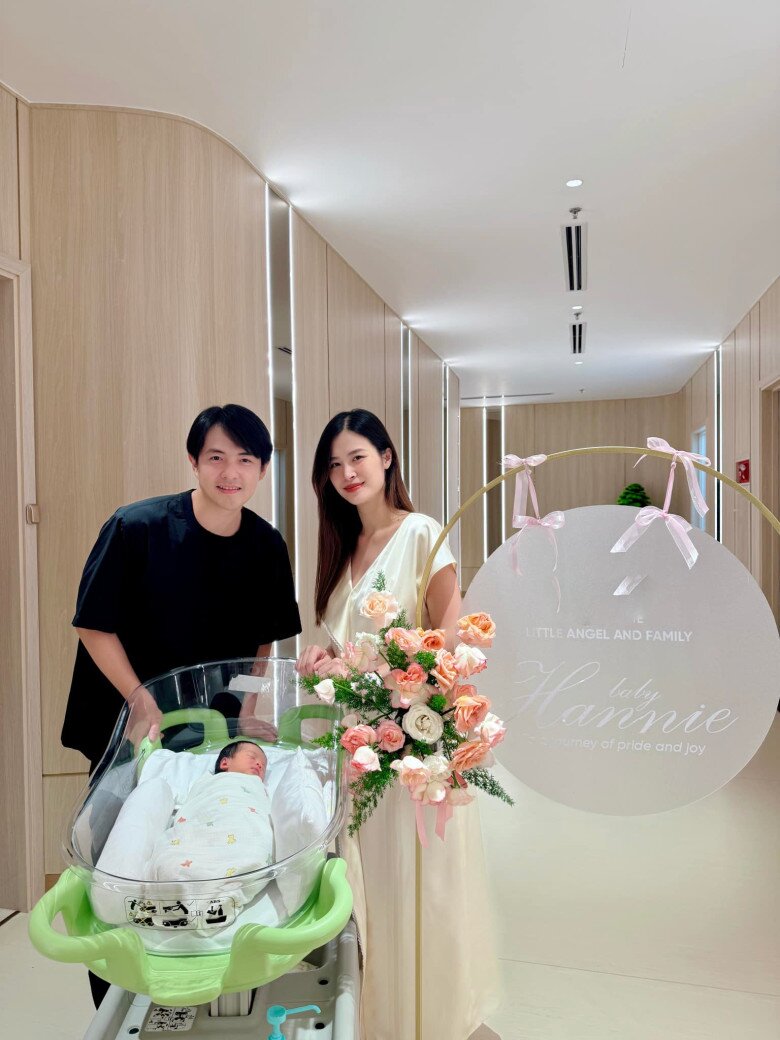 Sao việt 24h nữ diễn viên phim giờ vàng vtv vừa sinh con đã đu trend chơi pickleball thân hình trên sân gây chú ý - 10