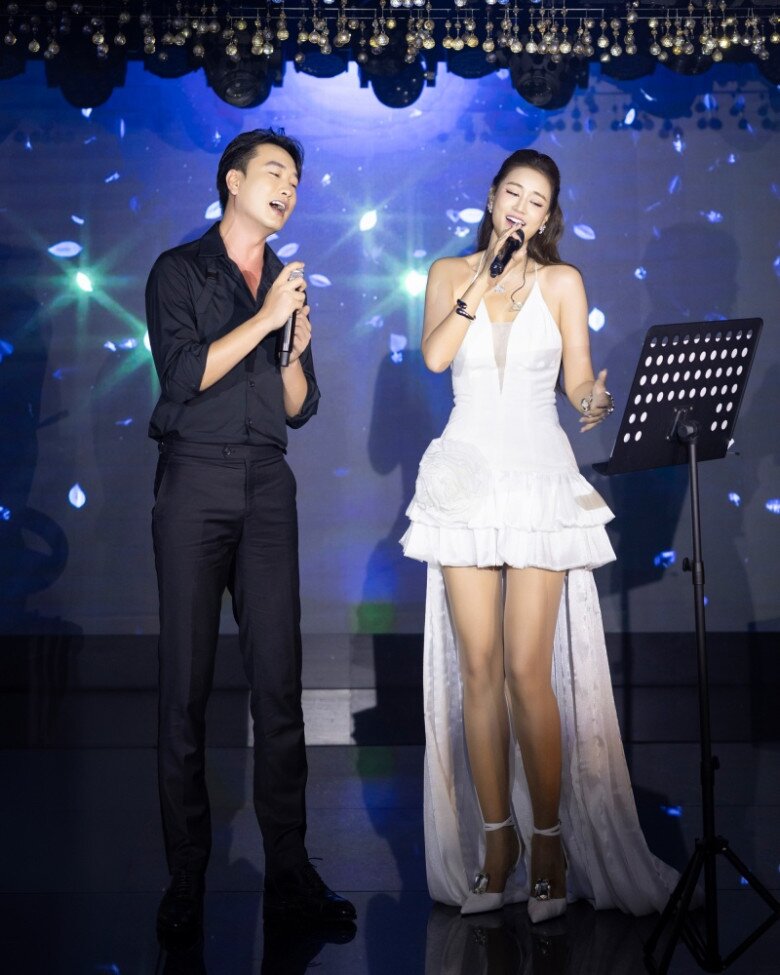 Maya - Trọng Lân ngại ngùng khi được hỏi chuyện amp;#34;phim giả tình thậtamp;#34; - 8