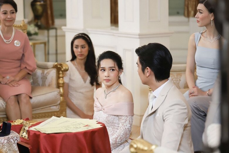 Tôi bị say xe lắm, nhưng vì có bầu trước được gần 3 tháng rồi nên không dám uống thuốc chống say. (Ảnh minh họa)