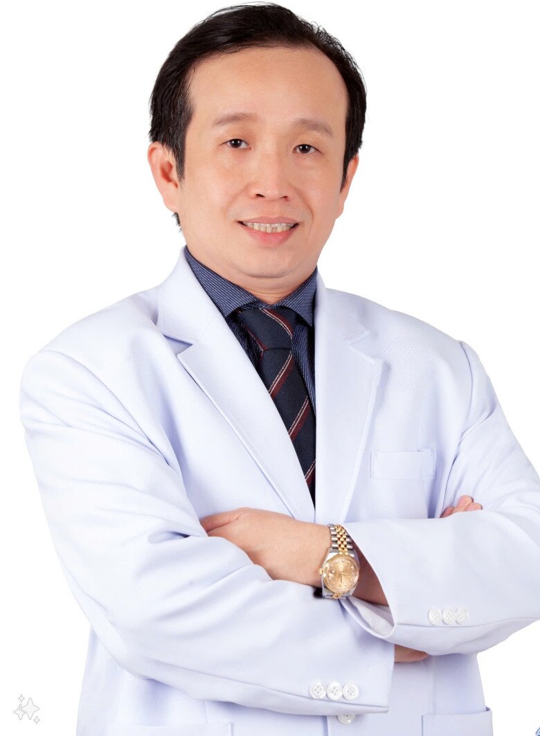 Bác sĩ Nguyễn Hữu Trung, Trưởng khoa Phụ sản Đại học Y Dược TP.HCM (cơ sở 2).