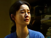 Bà bầu - Chồng vừa mất, tôi sững sờ khi thấy người đàn ông đứng đợi trước cửa cùng 1 thứ trên tay