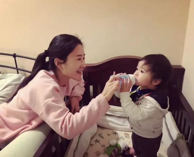 Trước khi đến với Trương Kỷ Trung, Đỗ Tinh Lâm đã thụ tinh ống nghiệm để sinh Martin.