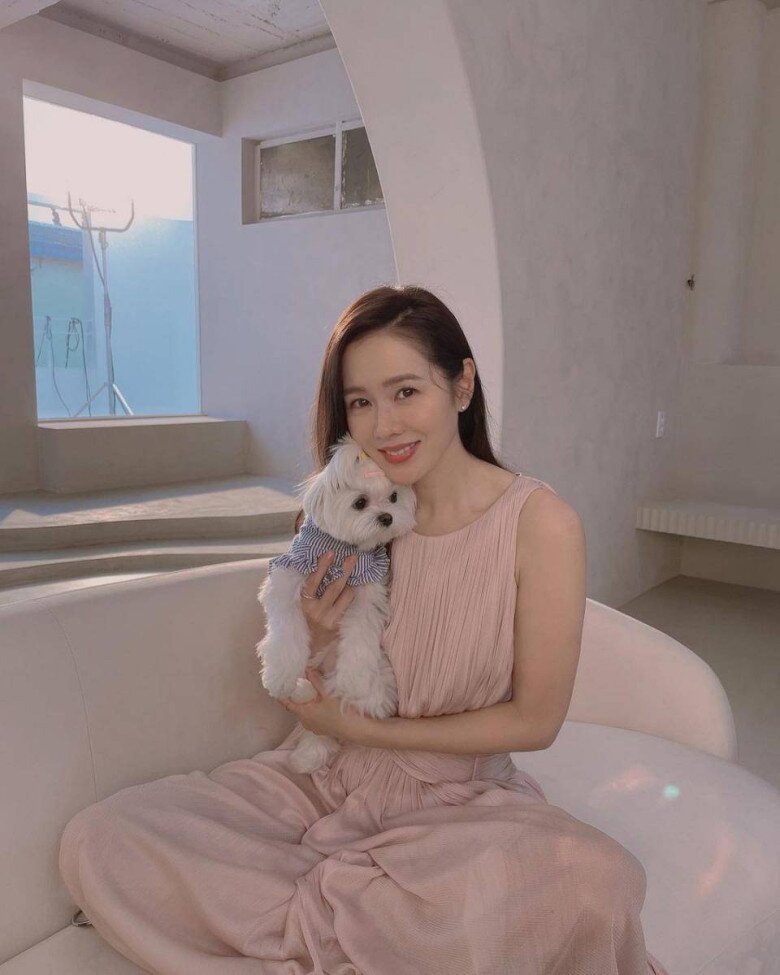 Nữ diễn viên Son Ye Jin là một người cực kỳ yêu thích green latte và thường dùng vào buổi sáng.