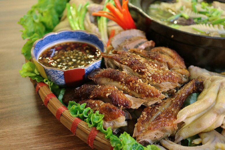 Cuối tuần nắng nóng, làm mẹt vịt 5 món thơm ngon, thanh mát - 3