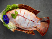 Bếp Eva - Khử mùi tanh cá, đầu bếp nói phải rút bỏ sợi này, nhiều năm nấu ăn mà tôi không hay biết