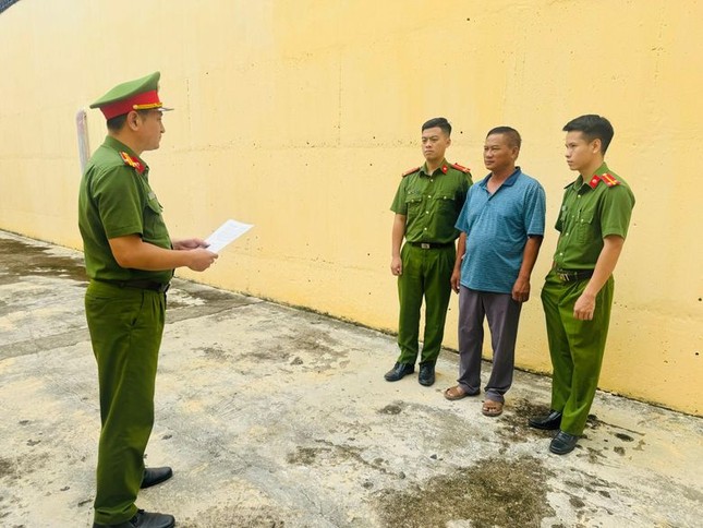 Ông Cao bị bắt để điều tra về hành vi vi phạm quy định về an toàn lao động. Ảnh: Thanh Tuấn.