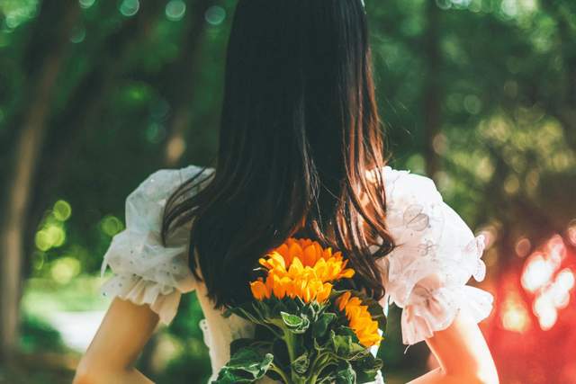 Để hoa trở thành hoa, để cây trở thành cây, ấy mới là minh bạch và khôn ngoan nhất! - 1
