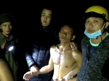 Hơn 30 cảnh sát vây bắt nghi phạm sát hại người phụ nữ