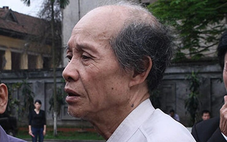 Nam nghệ sĩ đã quen với việc không nghe được gì.