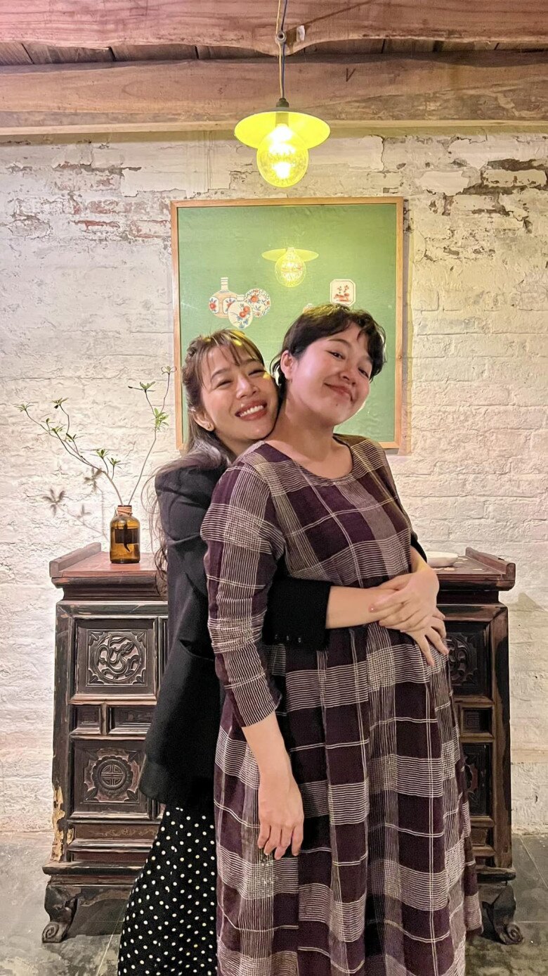Em ruột btv diệp chi lên thời sự 19h hồi bé trắng xinh như cục bột toàn được mời chụp ảnh lịch - 12
