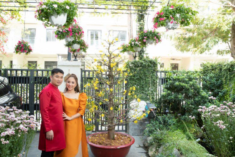 Cơ ngơi rộng rãi, đầy hơi thở thiên nhiên của vợ chồng Vân Hugo khiến nhiều người nhìn mà mê.