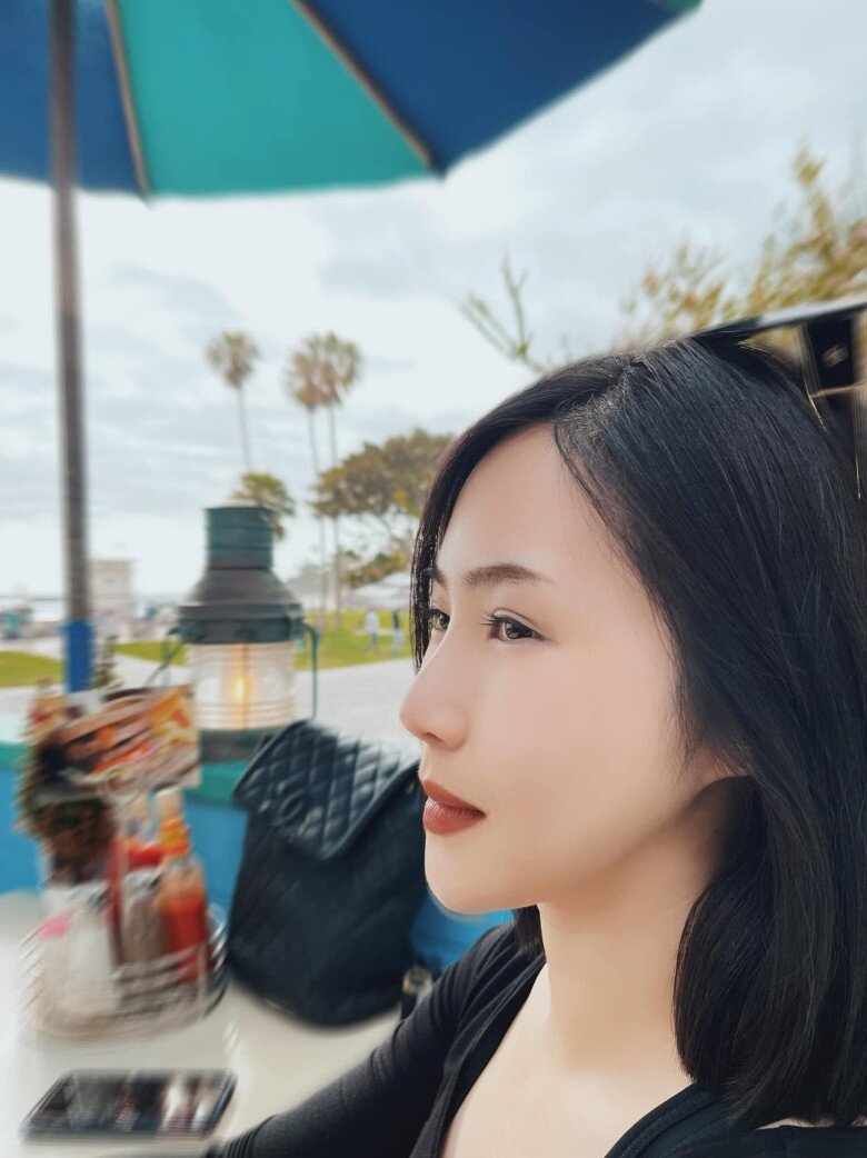 Nữ ca sĩ tiết lộ về thái độ của bố mẹ khi cô dính phải tin đồn không hay.